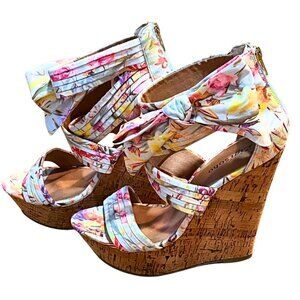 Floral Wedges // Zigi Soho // Size 9